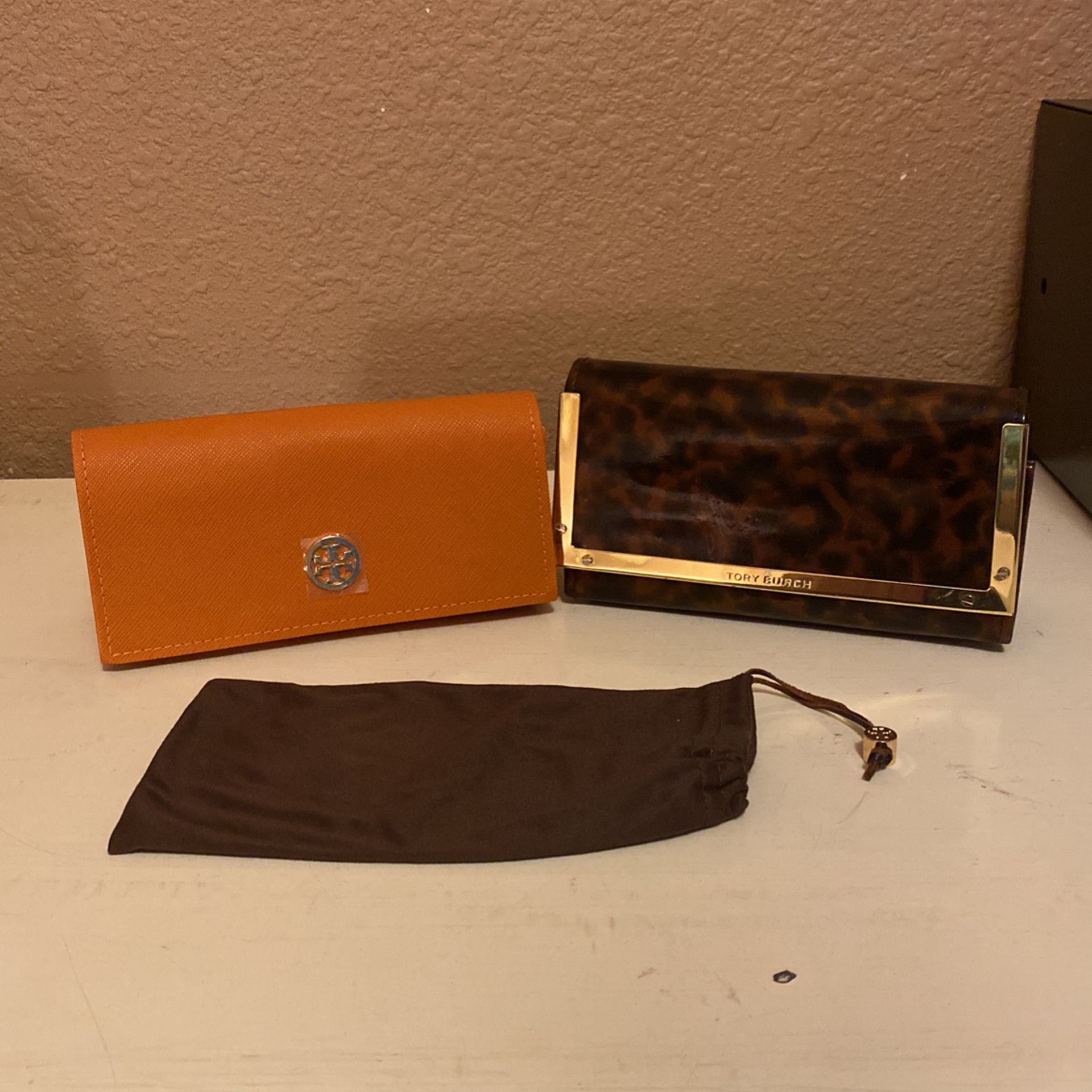 Tory Burch Authentic New Sunglasse Cases Velcro Closoure With Pouch $12 Each Firm C My Page Ty 