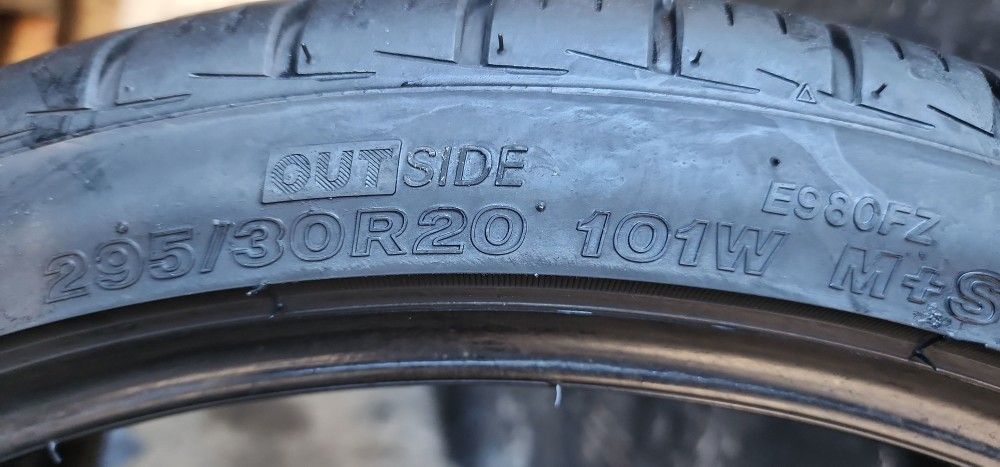 1 Tire 295/30/20
