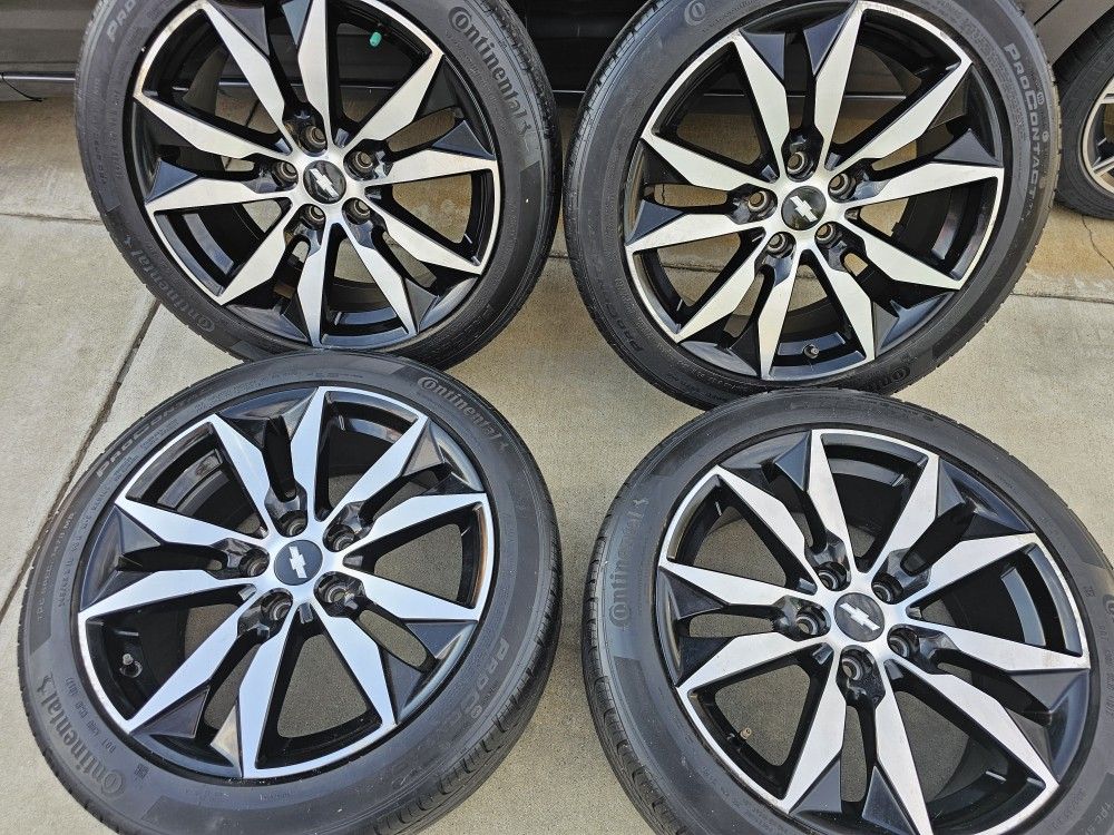 CHEVROLET MALIBU 5×115 WHEELS WITH TIRES 245/45/18 CONTINENTAL