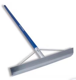 Concrete placer / rake