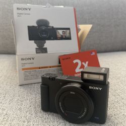 Sony (digital camera) ZV-1 WITH FLASH INCLUDED 