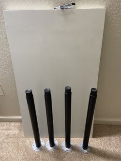 IKEA Computer Table / IKEA Table Adjustable Leg Height