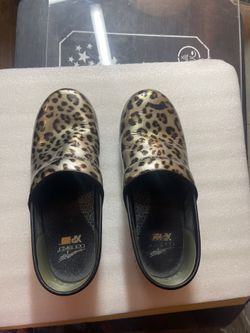 Dansko Animal Print XP2.0 Size 38