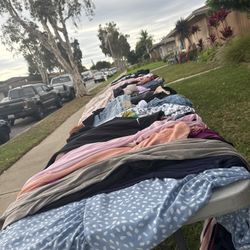 GARAGE SALE $1 Fashion Nova Nike Levi’s