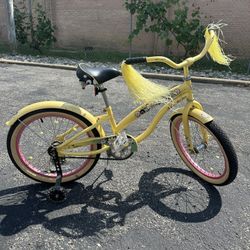 Diamondback Miz Della Cruz Girls Bicycle