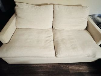 Cahalan Loveseat