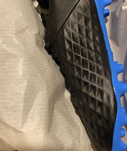 Nike Jr. Tiempo Jr Size 6 youth