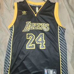 NBA: K0BE BRYANT ( STITCHED/SEWN ) JERSEY
