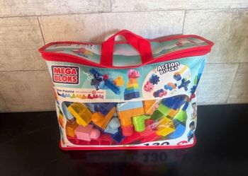 Mega Blocks