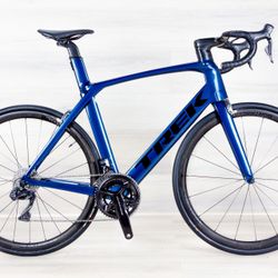 Trek Madone 9 di2 Road Bike, Size - 58, Carbon aero road bike with carbon wheels