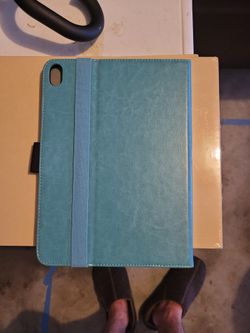 older ipad holder case thing