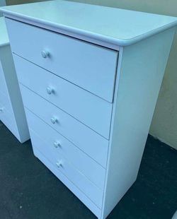 5 drawer  white