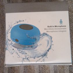 Splashproof Bluetooth Speaker With Built In Microphone 