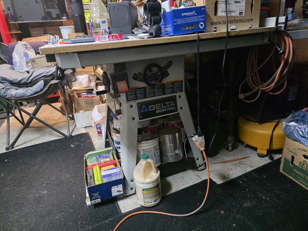 Delta Table Saw