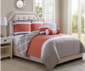 6 Piece Comforter Set Reversible Queen Size Taupe and rust tone color