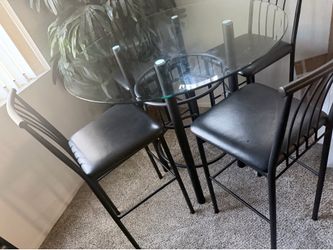 Kitchen table