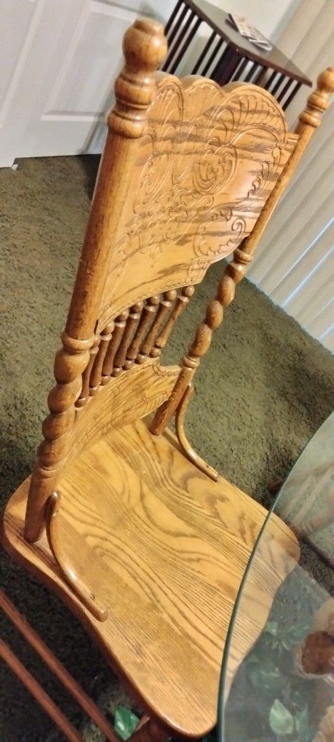 Antique Lion Table For Chairs Last Top Very Thick Perfect Tell Me To Have One Piece Of Wood Carved Into Three Pieces Of Heads Of A Lion One Of A Kind