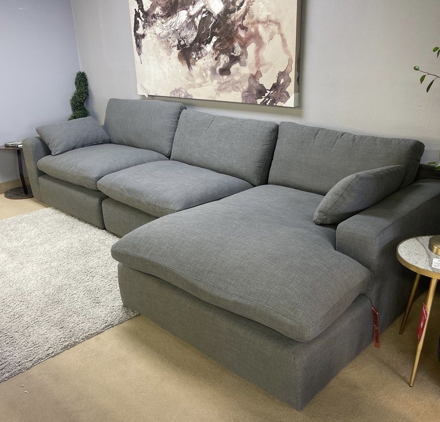 Elyza Smoke 3pc Sectional Sofa w/ LAF Corner Chaise