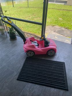 Step 2 whisper tried lid push car