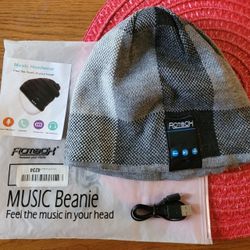 Bluetooth Beanie. Rotibox
