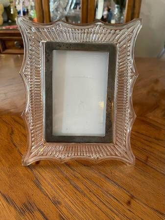 Vintage Picture Frame Clear Glass with Silver Plated Rim and Table Stand
