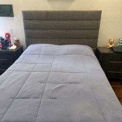 Gray Full Bed 