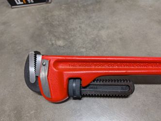 NEW Ridgid 18" Straight Pipe Wrench