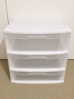 White Drawer $15 Pick Up Long Beach!