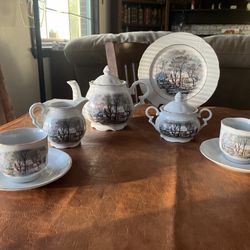 Avon Christmas Tea Set 