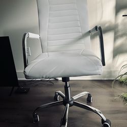 White high back office chair