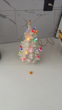Vintage Ceramic Light Up Christmas Tree – Works Perfectly