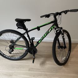 Shwinn Bike - Almost New - $180