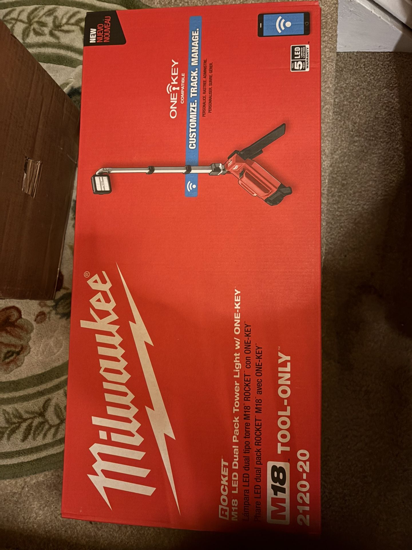 Brand New Milwaukee Rocket M18 LED Dual Pack Tower Light W/One Key
