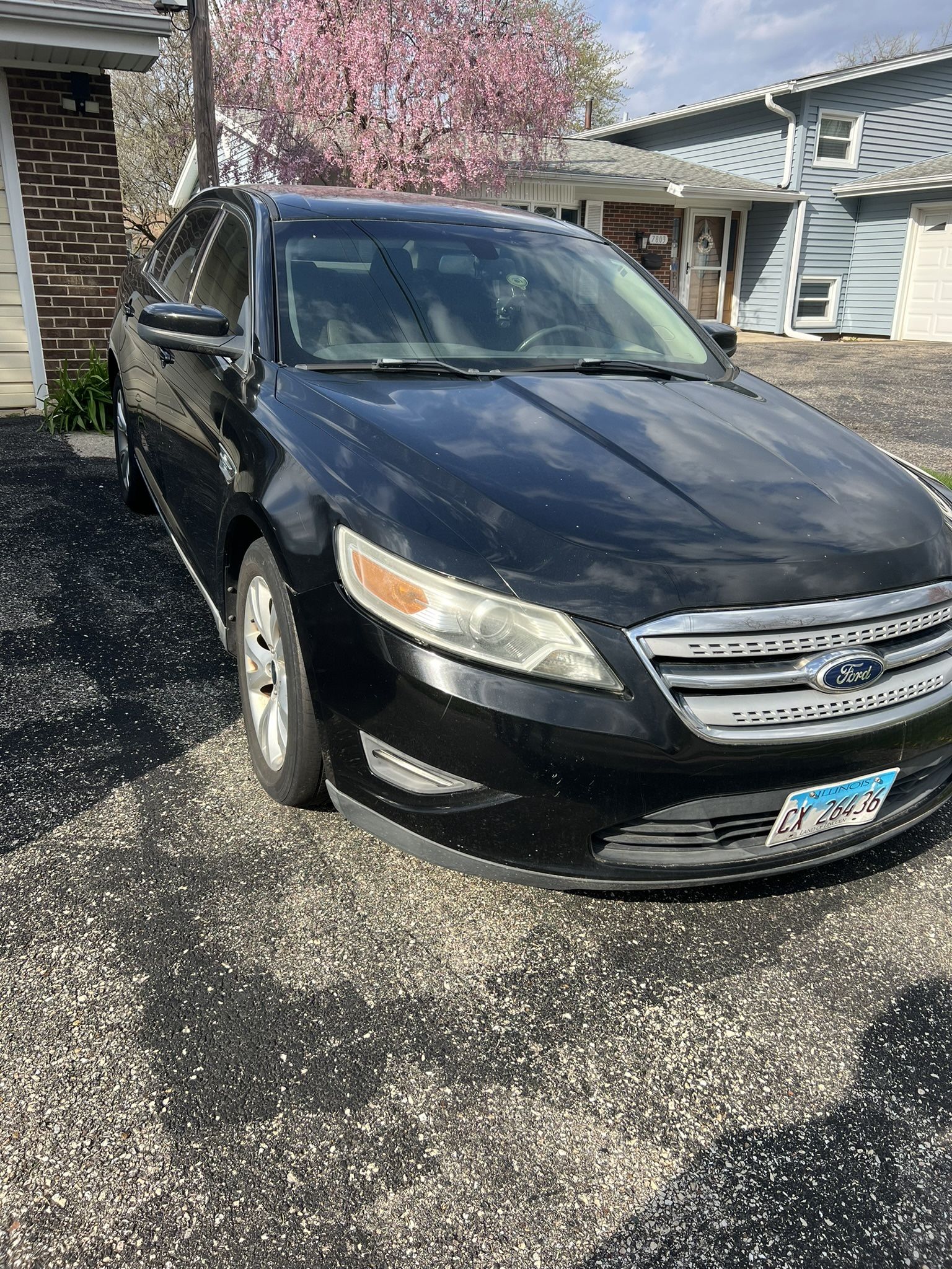 2010 Ford Taurus