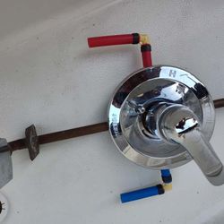 STERLING ENSEMBLE BATH AND SHOWER 