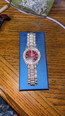 Iced Out Quartz Watch Red Dial