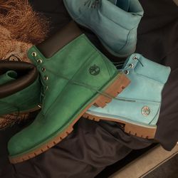 GREEN TIMBS SOLD🆗 ONLY BLUE ONE LEFT