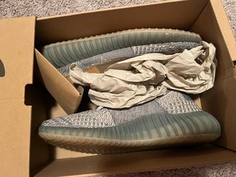 YEEZY