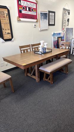 Dining set