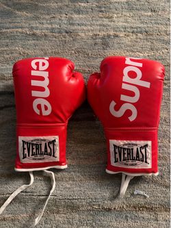 Supreme Boxing gloves