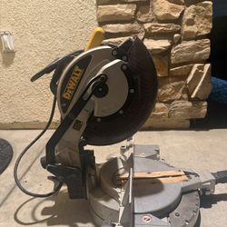 Dewalt 10” Saw 