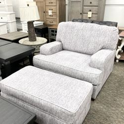 New Chair 1/2 & Ottoman 🔥🔥 ULTRA PLUSH