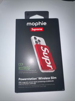 Supreme red mophie
