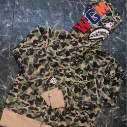 bape camo hoodie