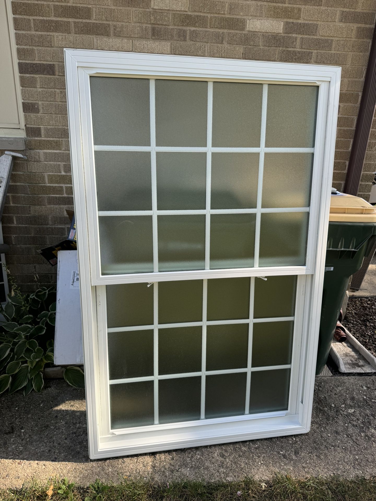 Frosted Double Hung Window 40x63.25