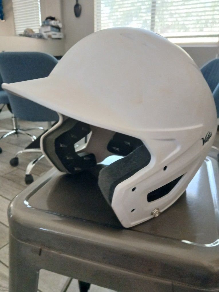 Victus Baseball Helmet