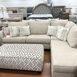 New Sectional 🔥🔥 IN STOCK SPECIAL
