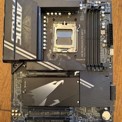 X870 Gigabyte Aorus Elite Motherboard