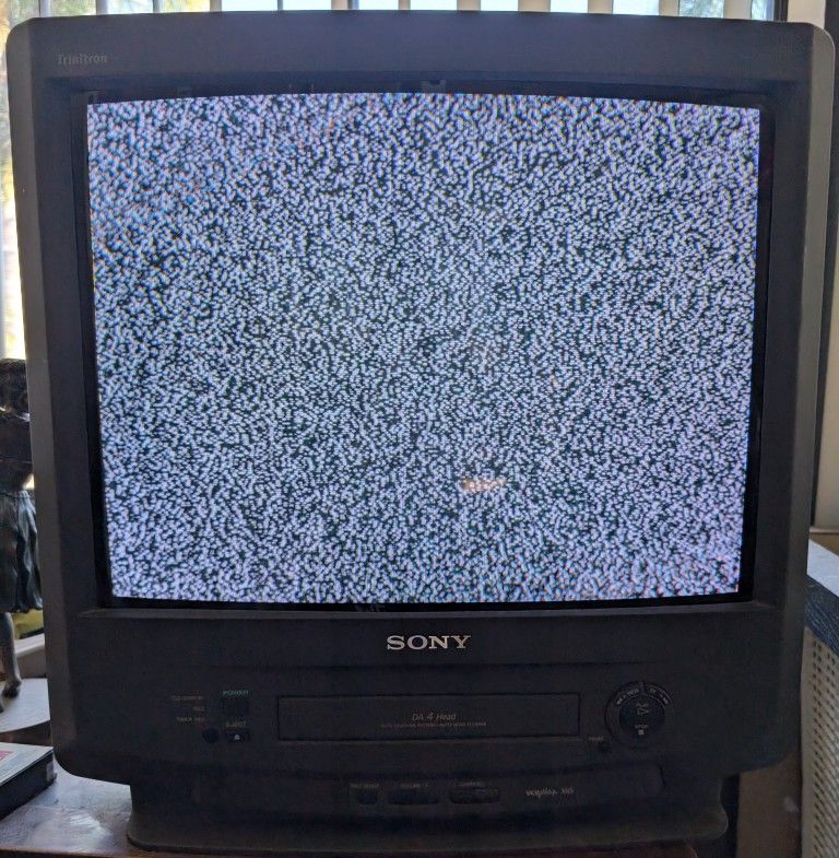 Sony KV-20VM30 20" CRT Television