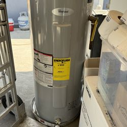 Whirlpool Electric Water Heater Like NEW-MUST SELL AND GET IT OUT